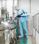 Image of a worker in a clean food safety facility